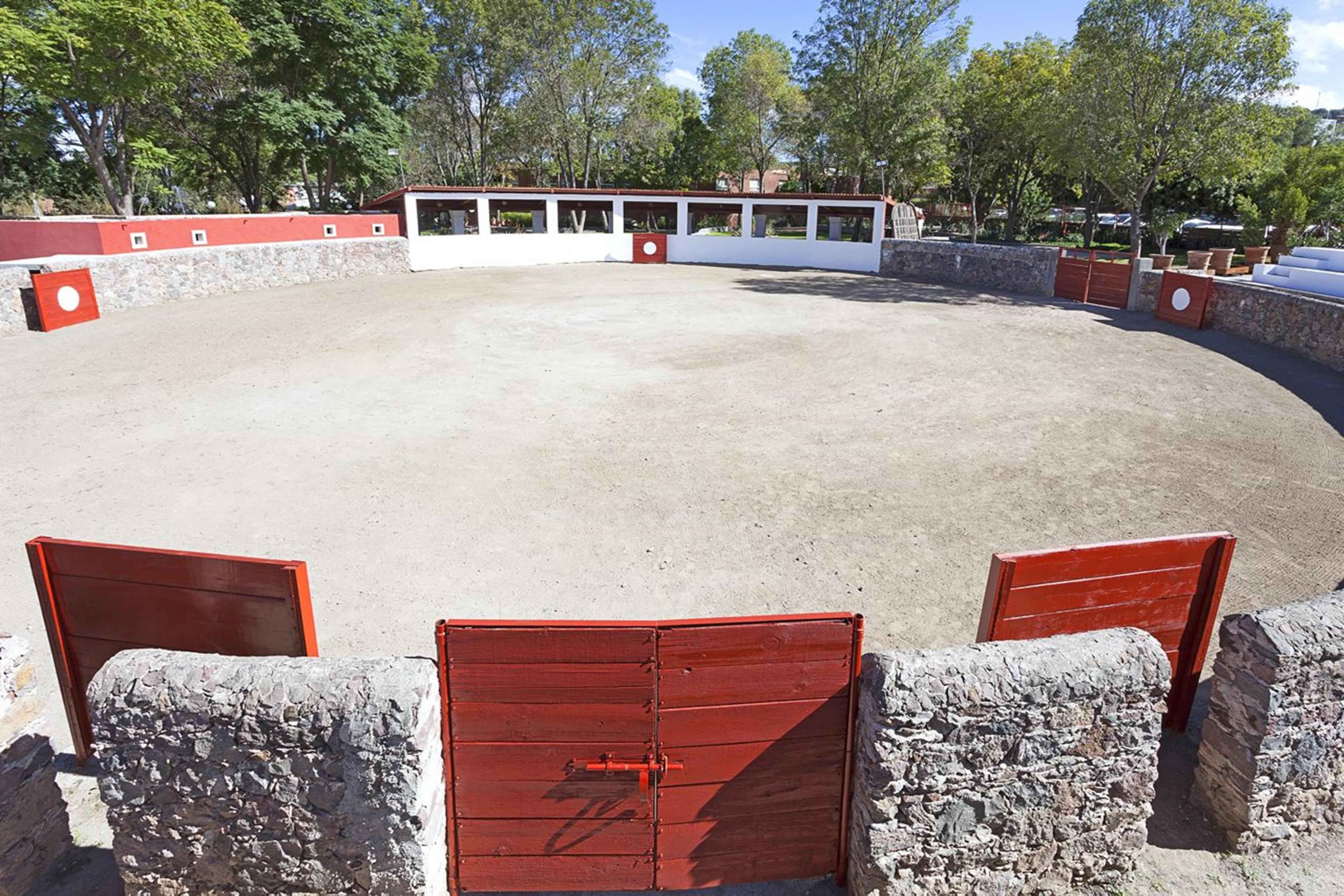 Real De Minas San Miguel De Allende Esterno foto The bullring